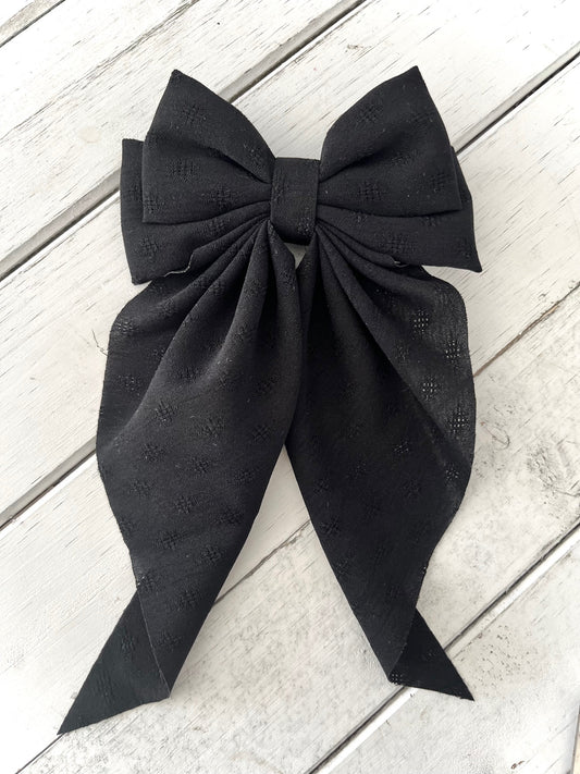Timeless Black Bow