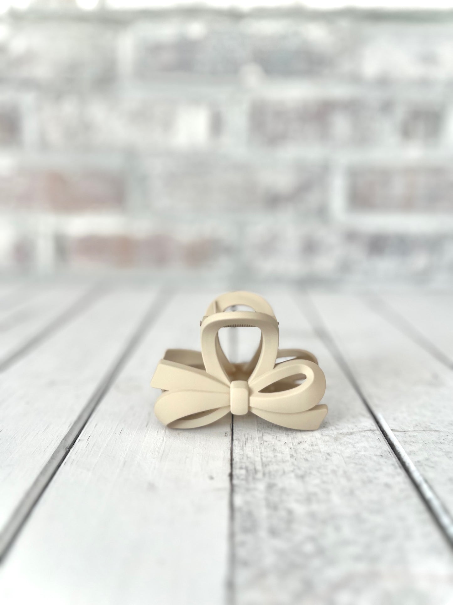 Cheesecake Bow Hair Claw