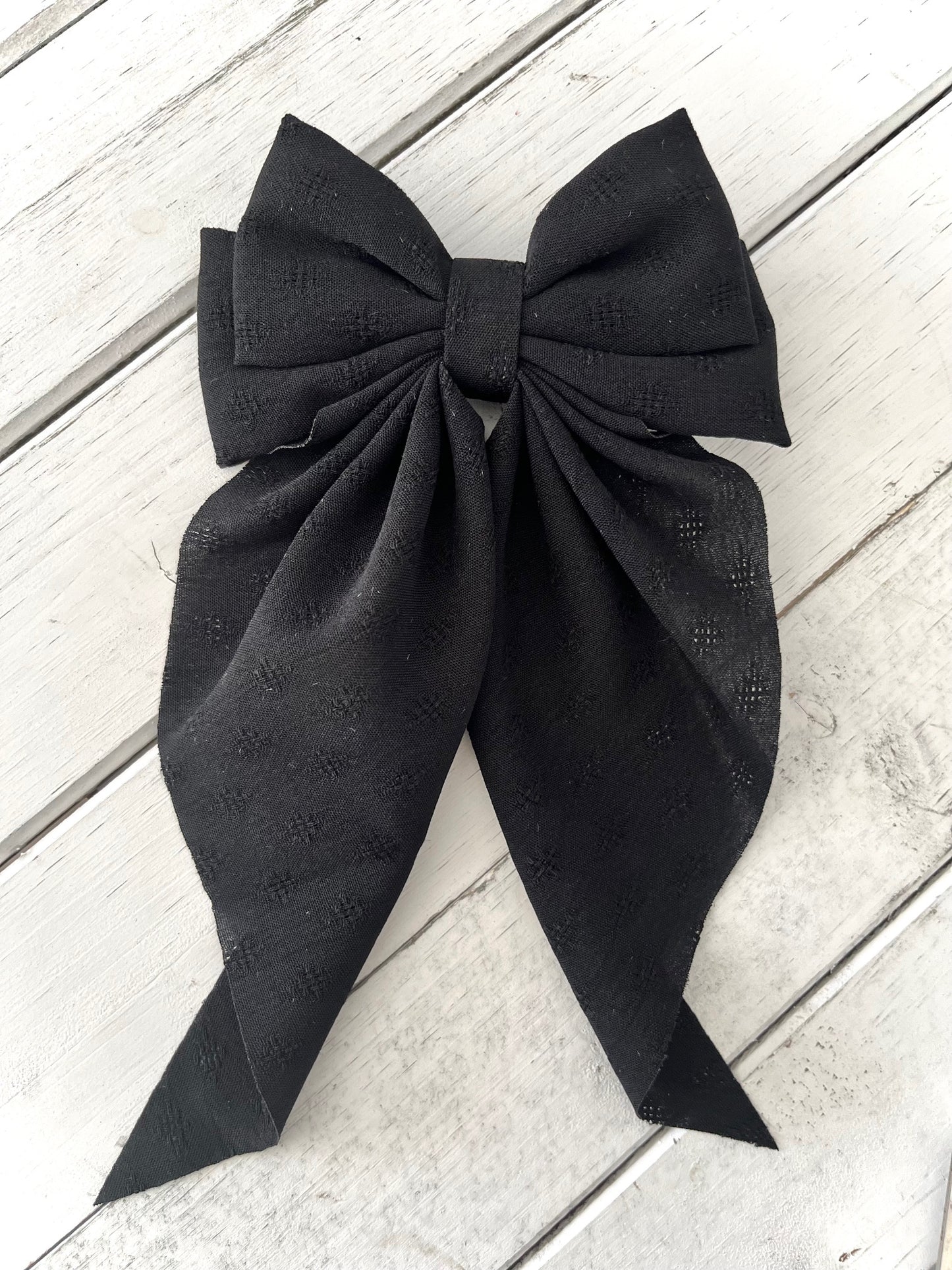 Timeless Black Bow