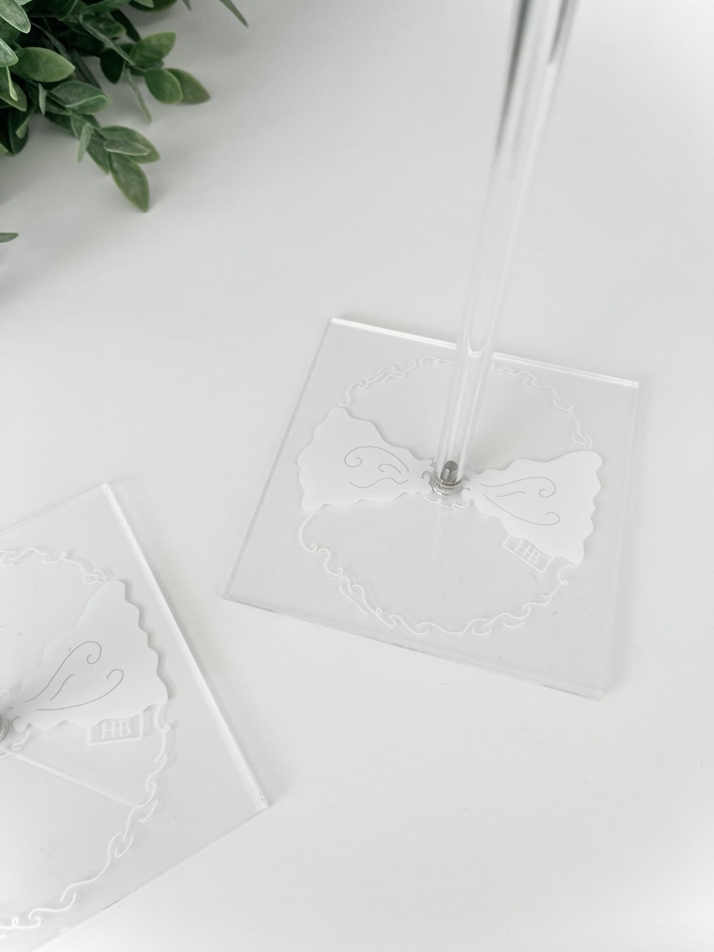 Tall Scrunchie Bow Holder