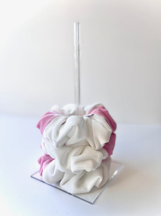 Short Scrunchie Bow Holder