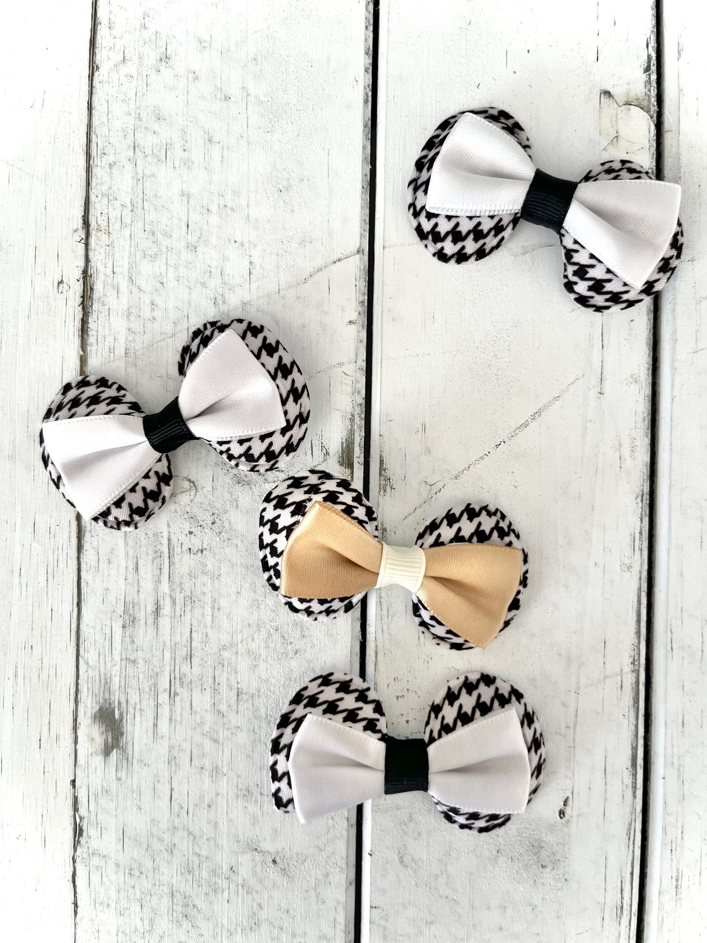 White Cocoa Mini Clip